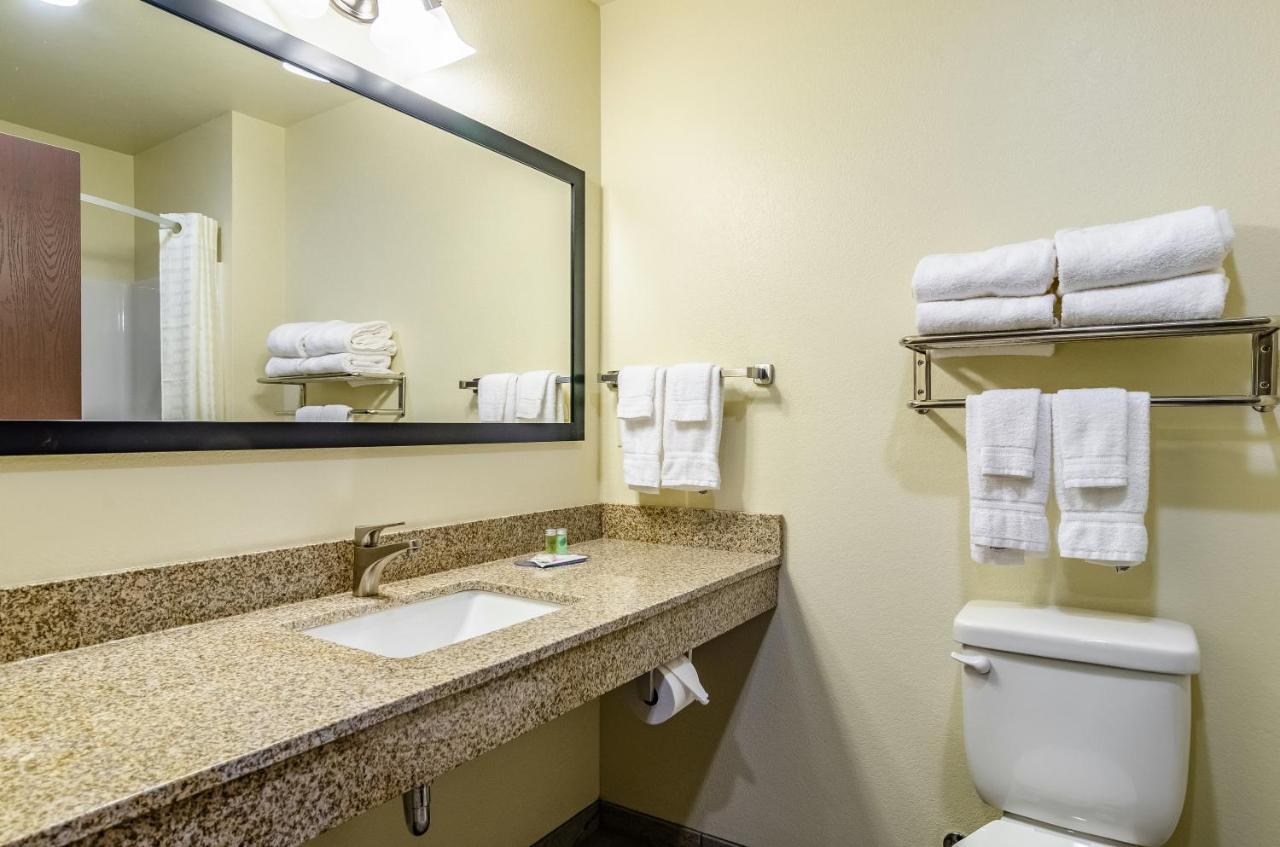 Cobblestone Inn & Suites - Bridgeport מראה חיצוני תמונה